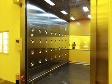 depth 4000mm Full Stainless Steel 304 Space-Saving  Industrial Air Shower Tunnel With 1.5kw Fast Speed Shutter Doors